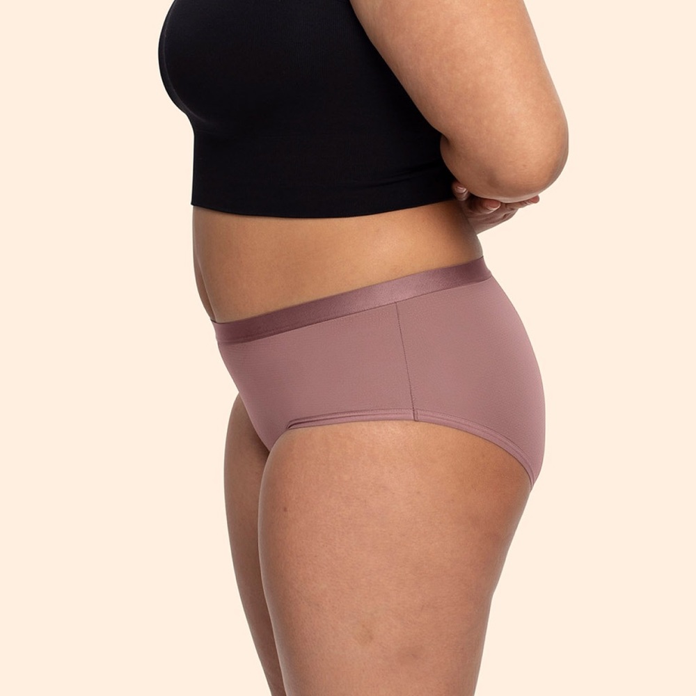 NWOT Two (2) Thinx air Hiphugger Period Underwear